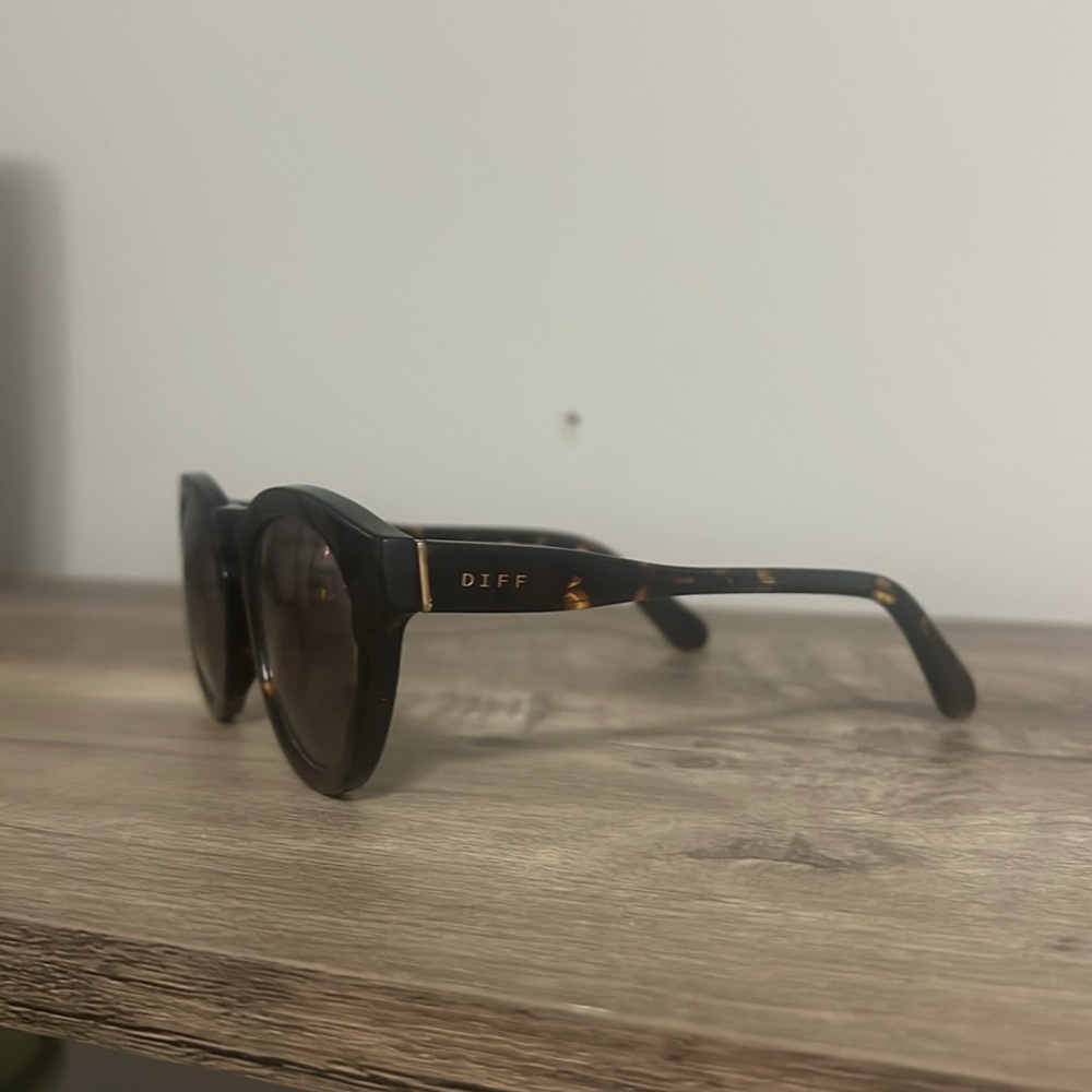 Diff sunglasses - Picture 2 of 2